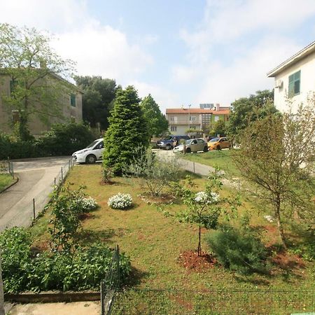 Apartment Persich Pula Luaran gambar