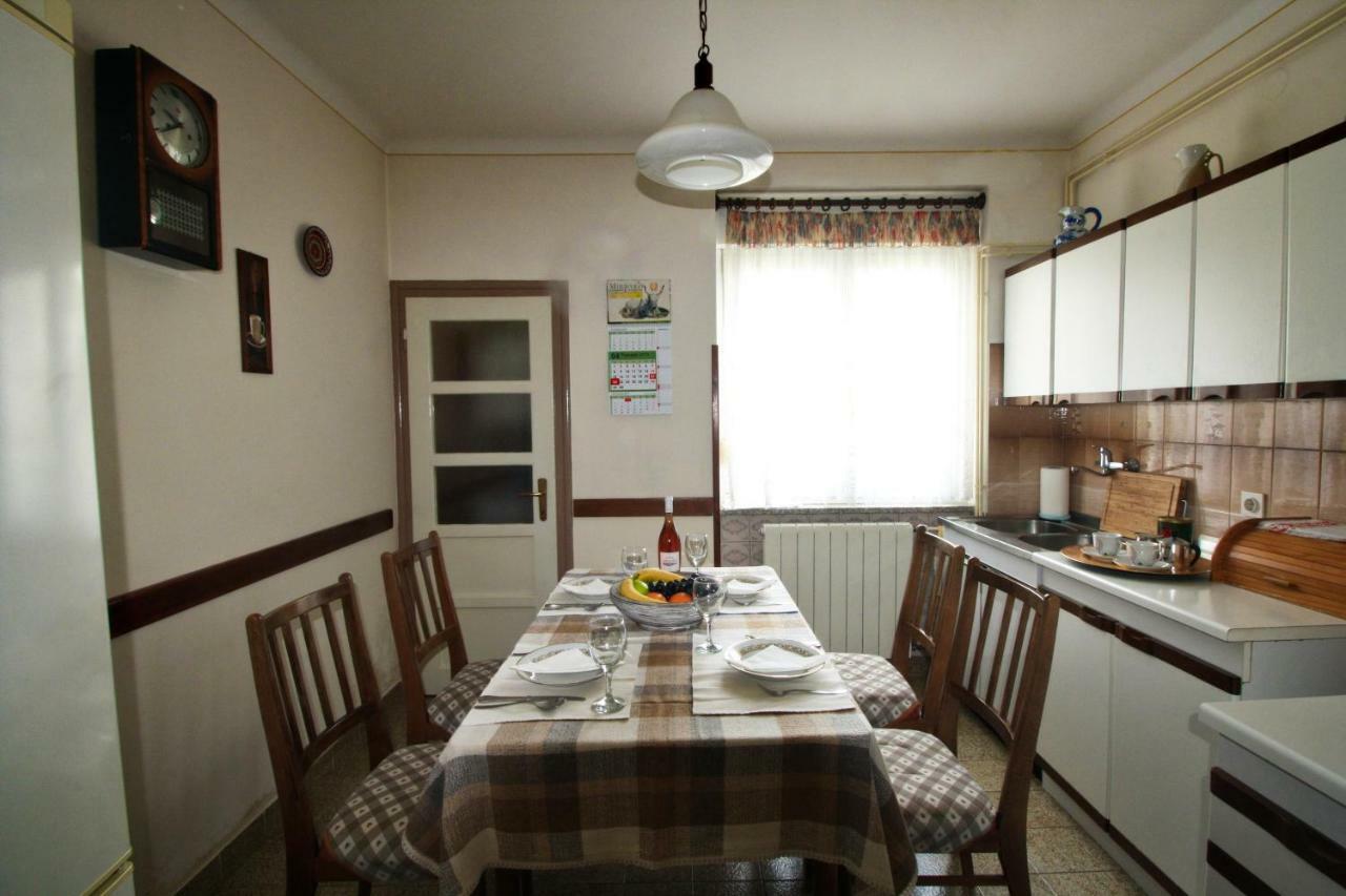 Apartment Persich Pula Luaran gambar